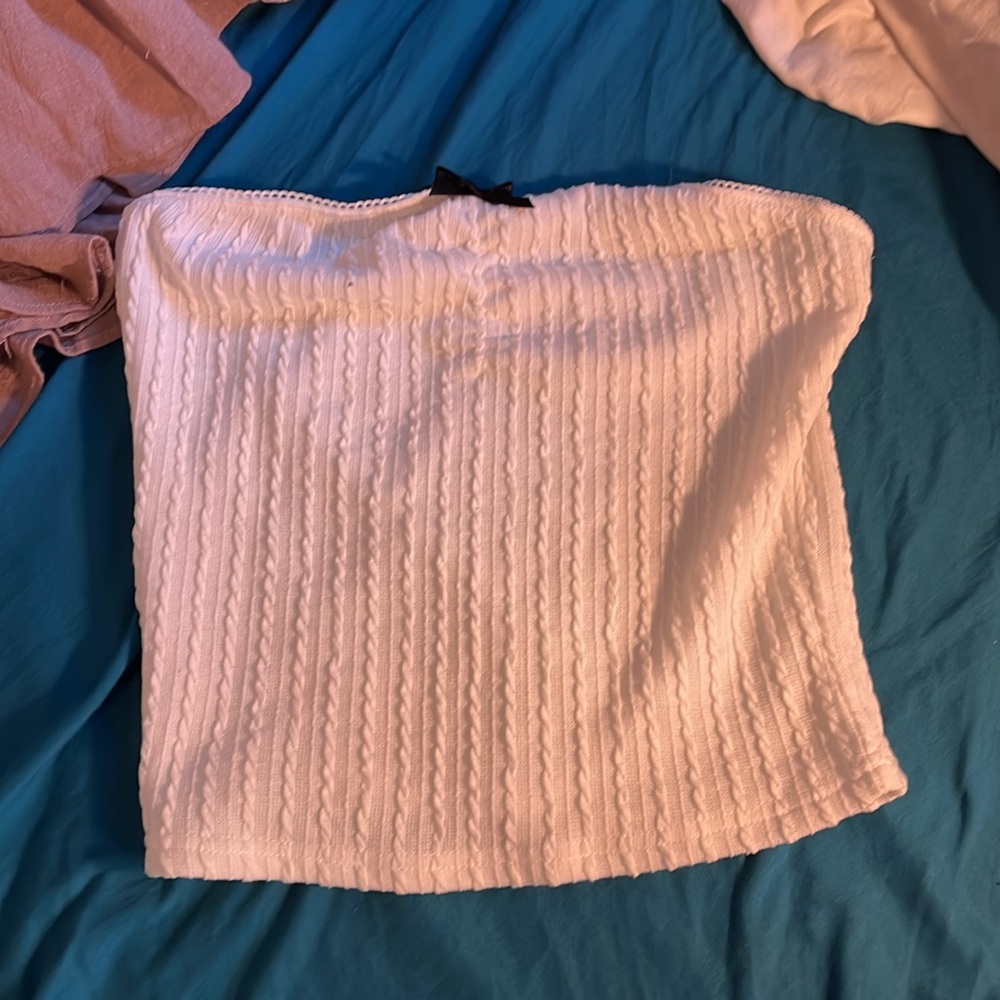 Small medium clothes - Picture 5 of 11